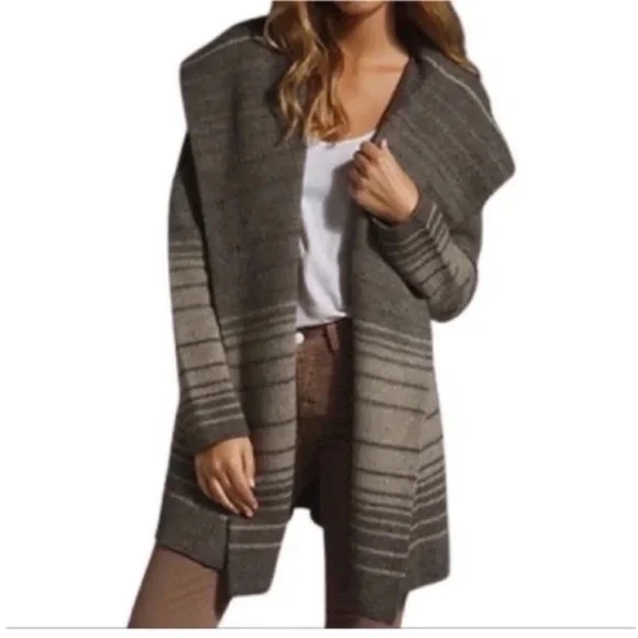 VINCE Yak/Wool Tan Taupe Ombre Hooded Cardigan Sz Small - Picture 5 of 13